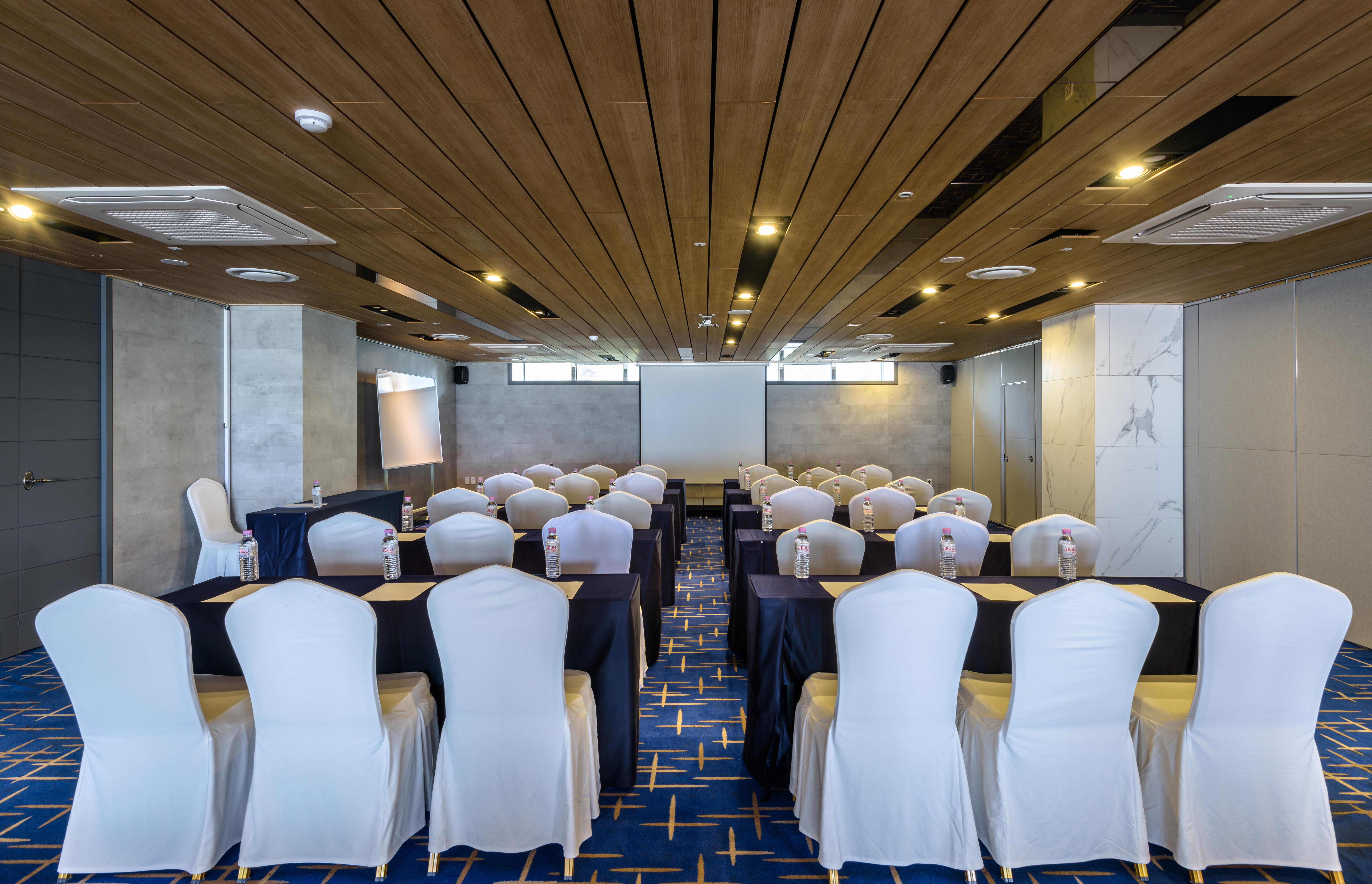 Aimi Jeju Beach Hotel Bagian luar foto