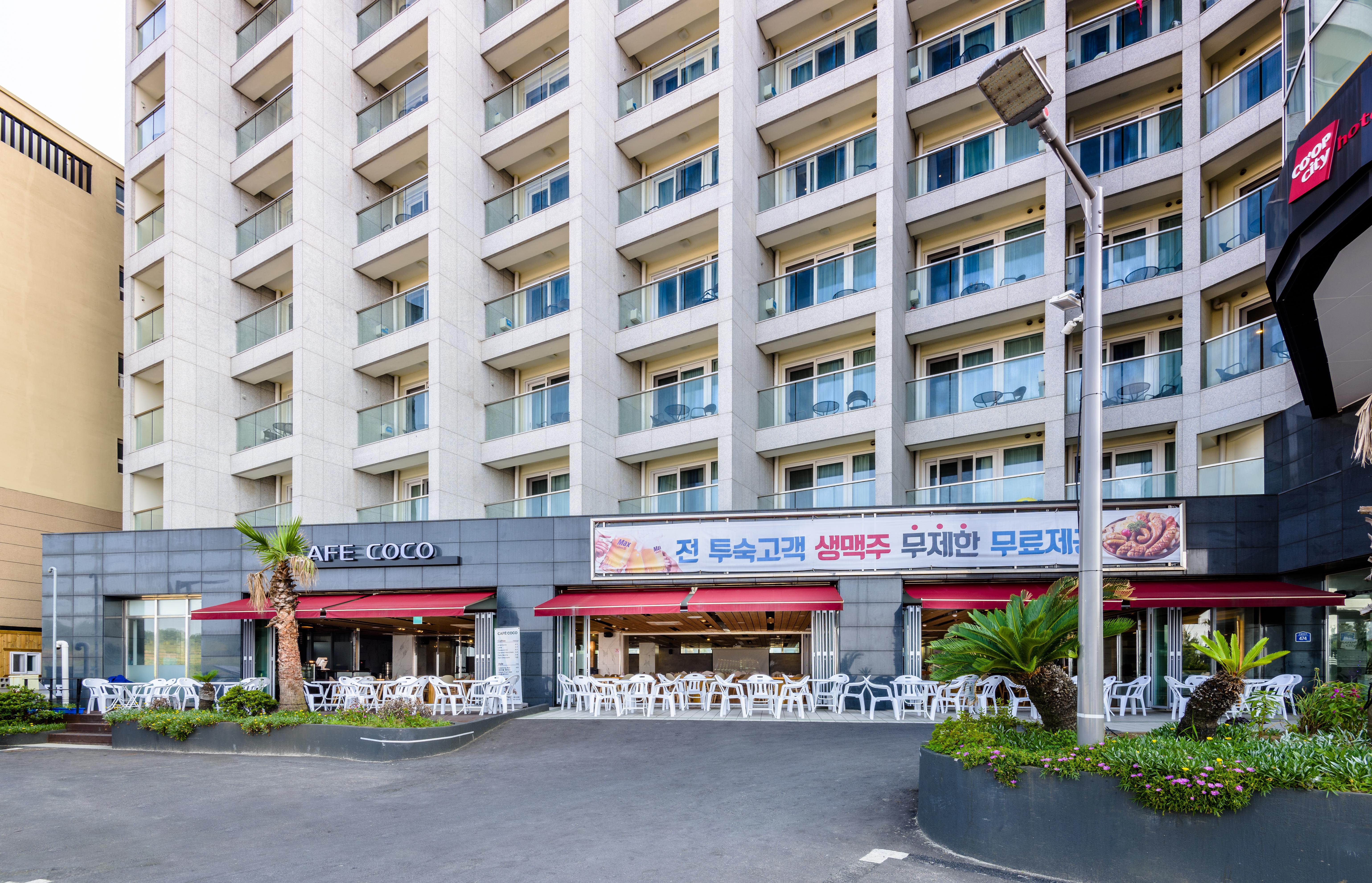 Aimi Jeju Beach Hotel Bagian luar foto